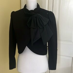 Alice + Olivia- ADDISON BOW COLLAR CROPPED JACKET